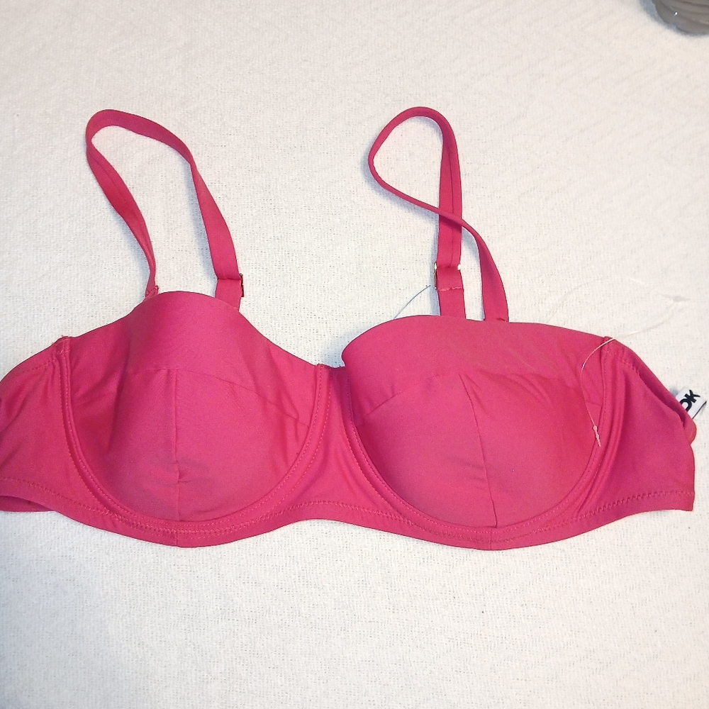 NWOT Sz.L Womens Dkny Bikini Top